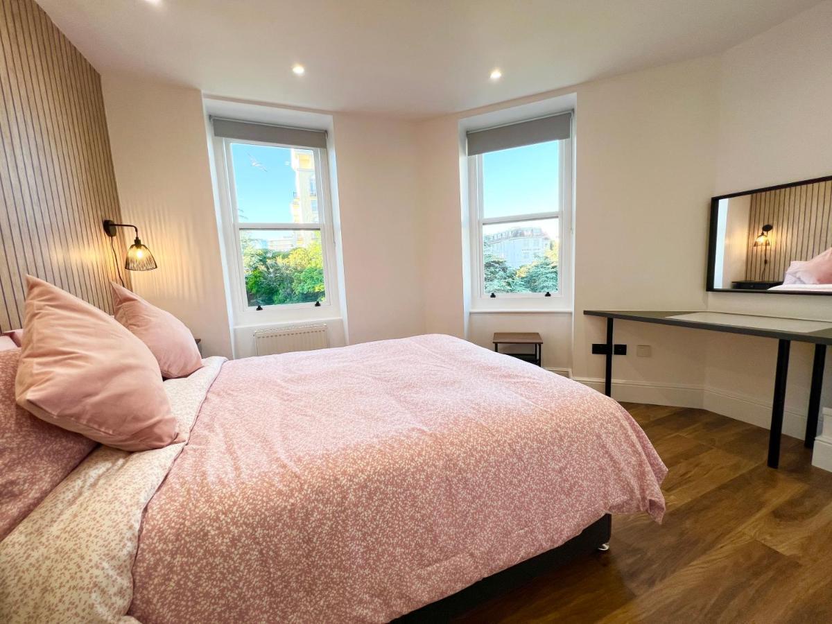 Lovely Apartment, One Minute From Bournemouth Beach And Town. ภายนอก รูปภาพ